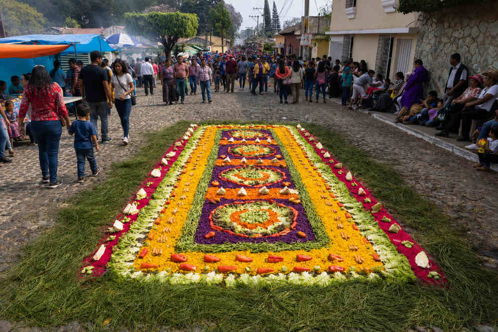 alfombras procesion san bartolome becerra