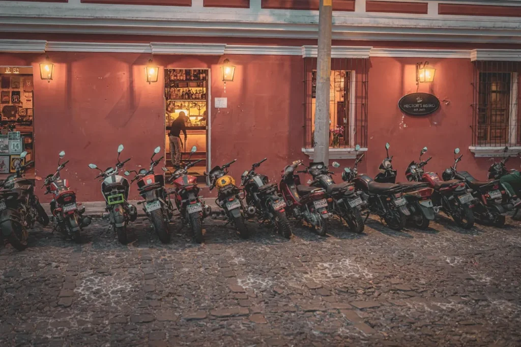 cafes bares encanto colonial antigua guatemala