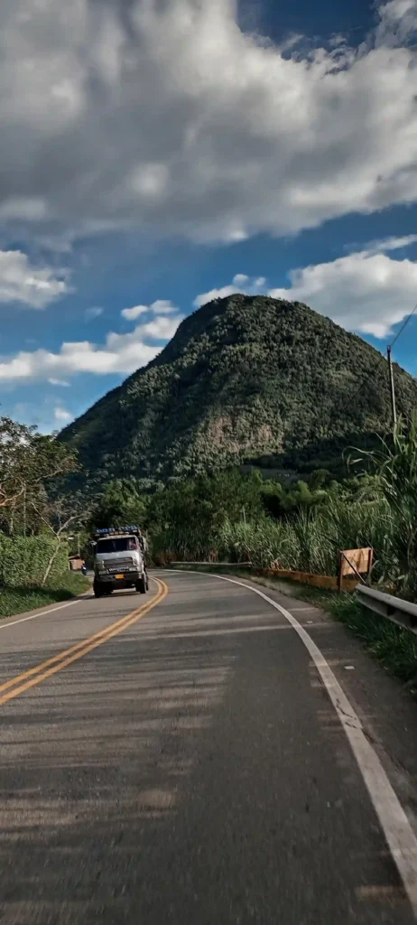 carretera cerro el baul xela montaña vegetación