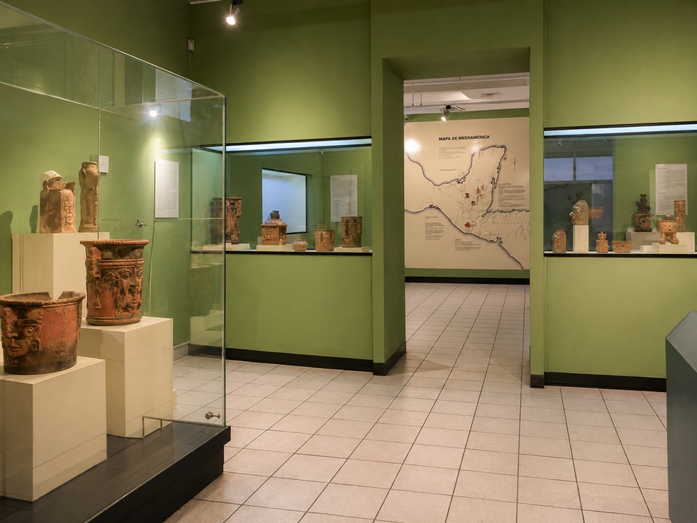 guided tours Popol Vuh Museum