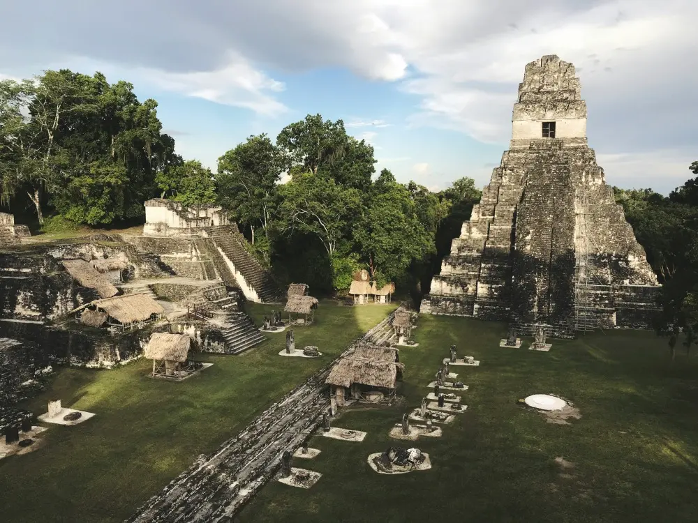 Ruinen Tikal Guatemala Maya Tempel Nationalpark Dschungel Geschichte Archaeologie