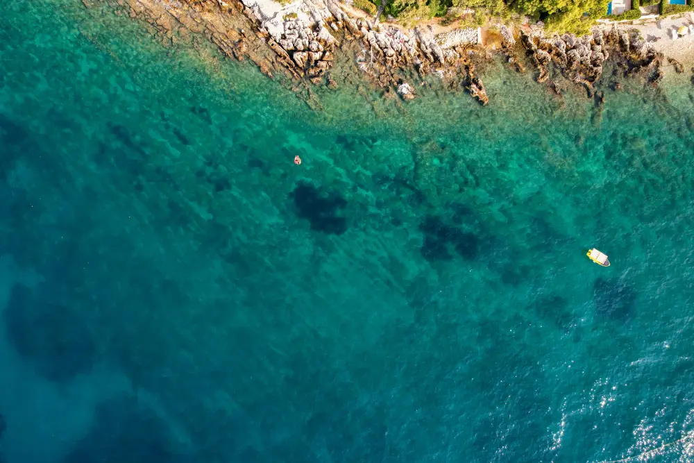 Blue Crater – A Guide to Visiting This Paradise in Petén acque turchesi Blue Crater, Peten