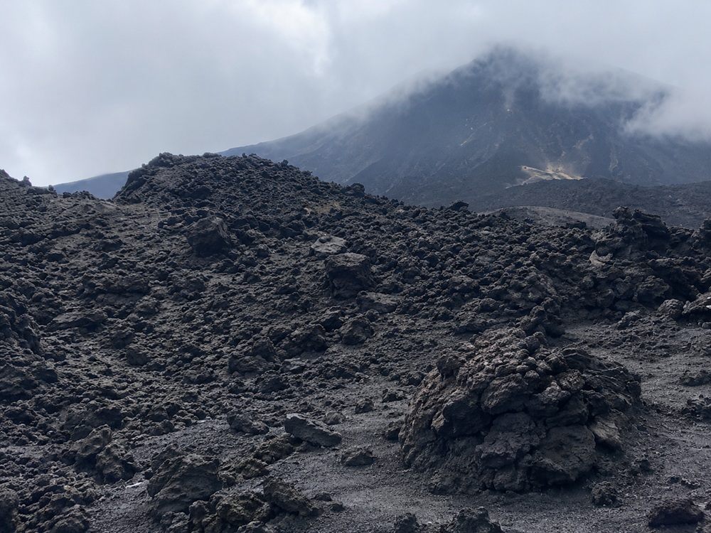 subidas terreno volcanico guatemala