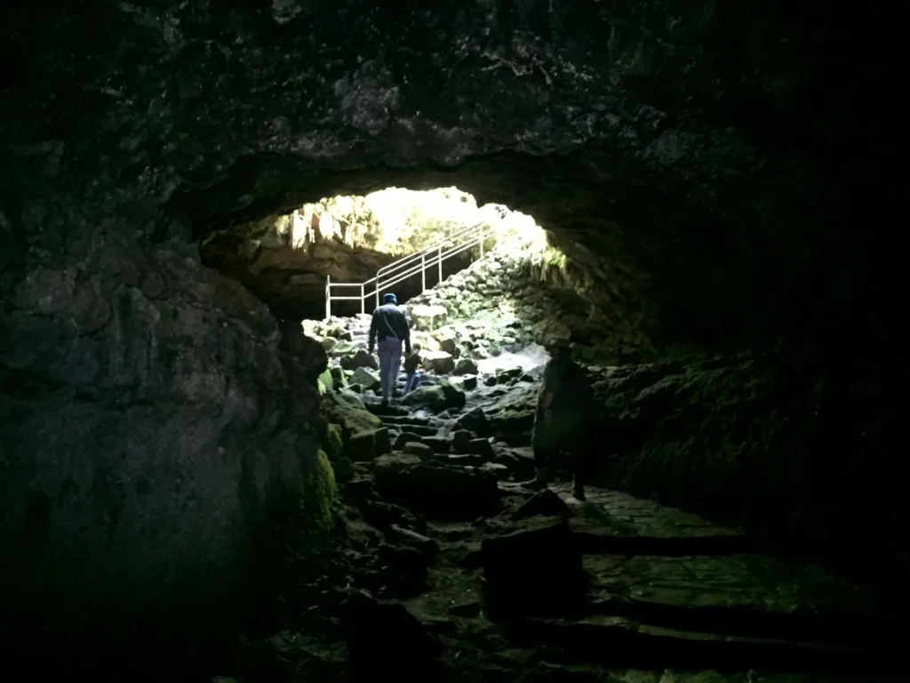 grutas de lanquin aventuras