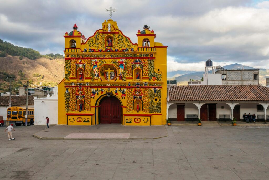 Iglesia de San Andrés Xecul: la colorida iglesia de Totonicapán que sorprende a todos los viajeros iglesia de san andres xecul
