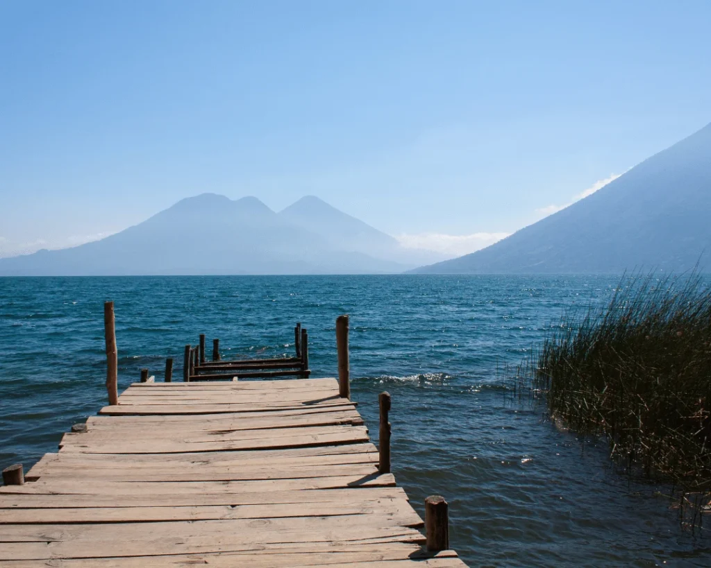 merece pena visitar san juan la laguna
