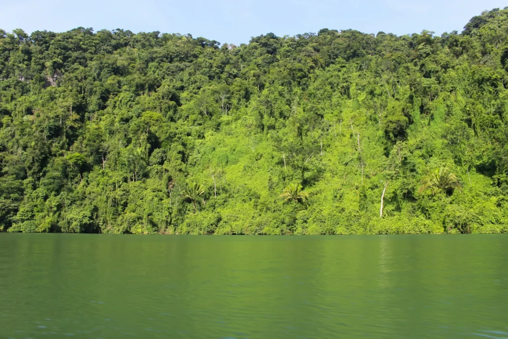 siete altares rio dulce