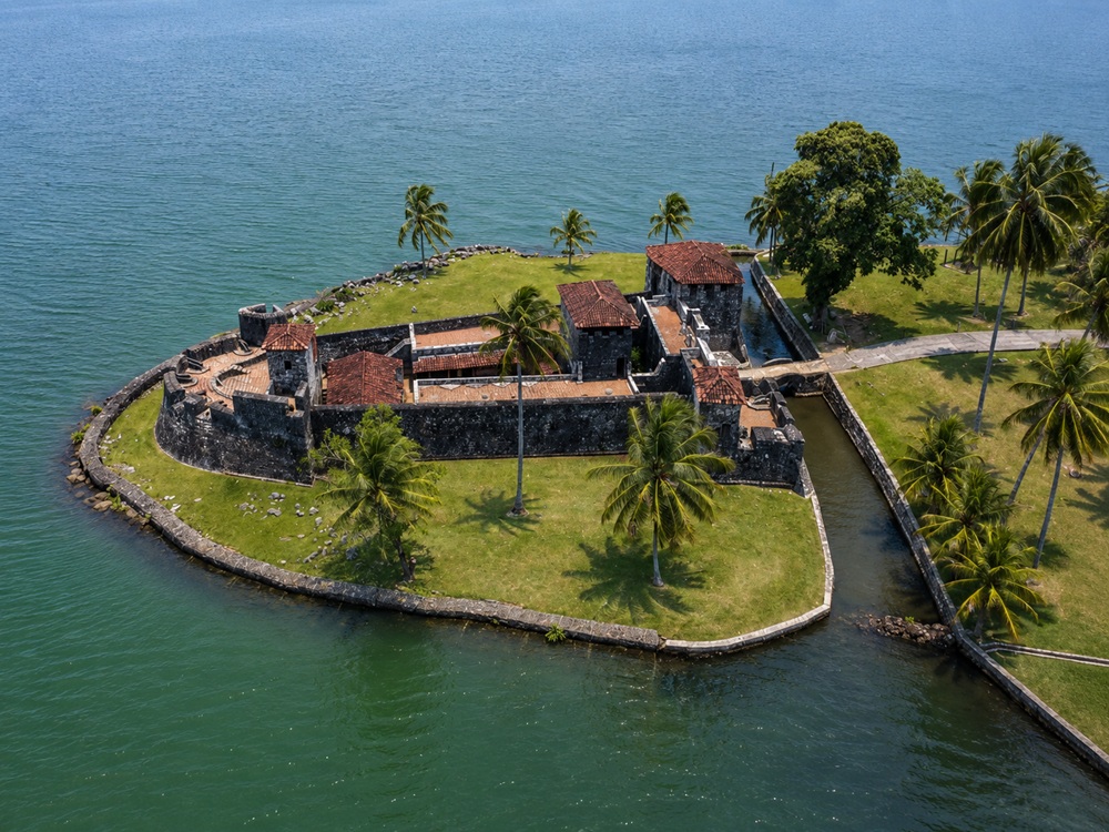 como llegar izabal castillo