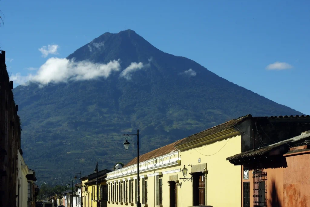 Volcán Chicabal: guía para visitar el lago sagrado de Quetzaltenango paisaje volcánico Guatemala relacionado entorno Volcán Chicabal